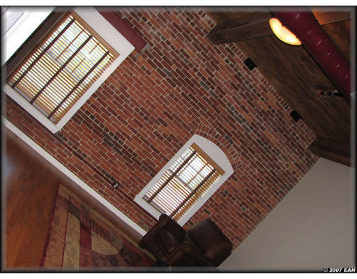 540 Main Street, Unit 407 Clinton, MA 01510 - Photo 3 of 6 Gallery Image 3