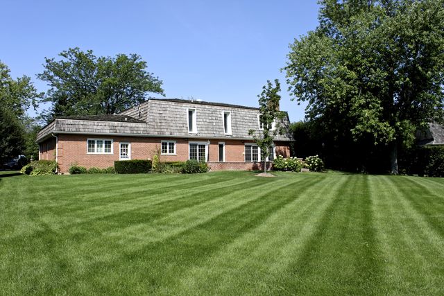 1881 Sunset Ridge Road Northfield, IL 60093 - Photo 12 of 14