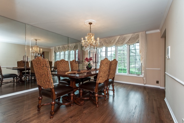 1881 Sunset Ridge Road Northfield, IL 60093 - Photo 3 of 14