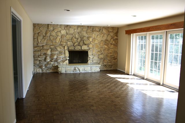 1881 Sunset Ridge Road Northfield, IL 60093 - Photo 5 of 14