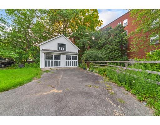 18 Washington Road Springfield, MA 01108 - Photo 22 of 22 a house with a outdoor space