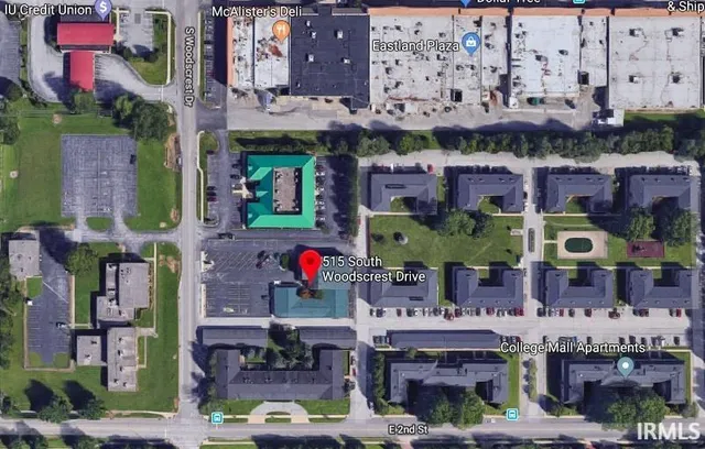 $995,000 | 515 South Woodscrest Drive, Bloomington, IN 47401