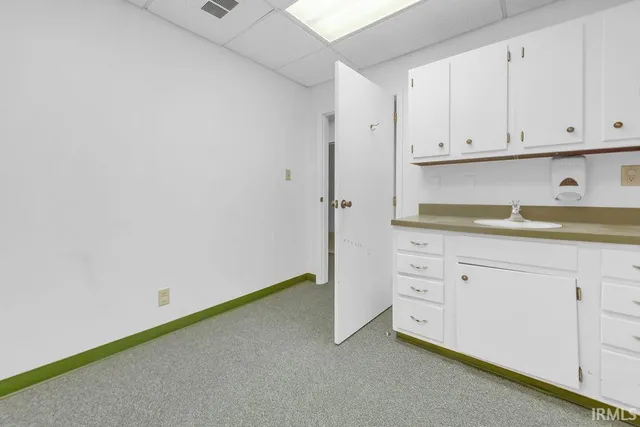 $995,000 | 515 South Woodscrest Drive, Bloomington, IN 47401