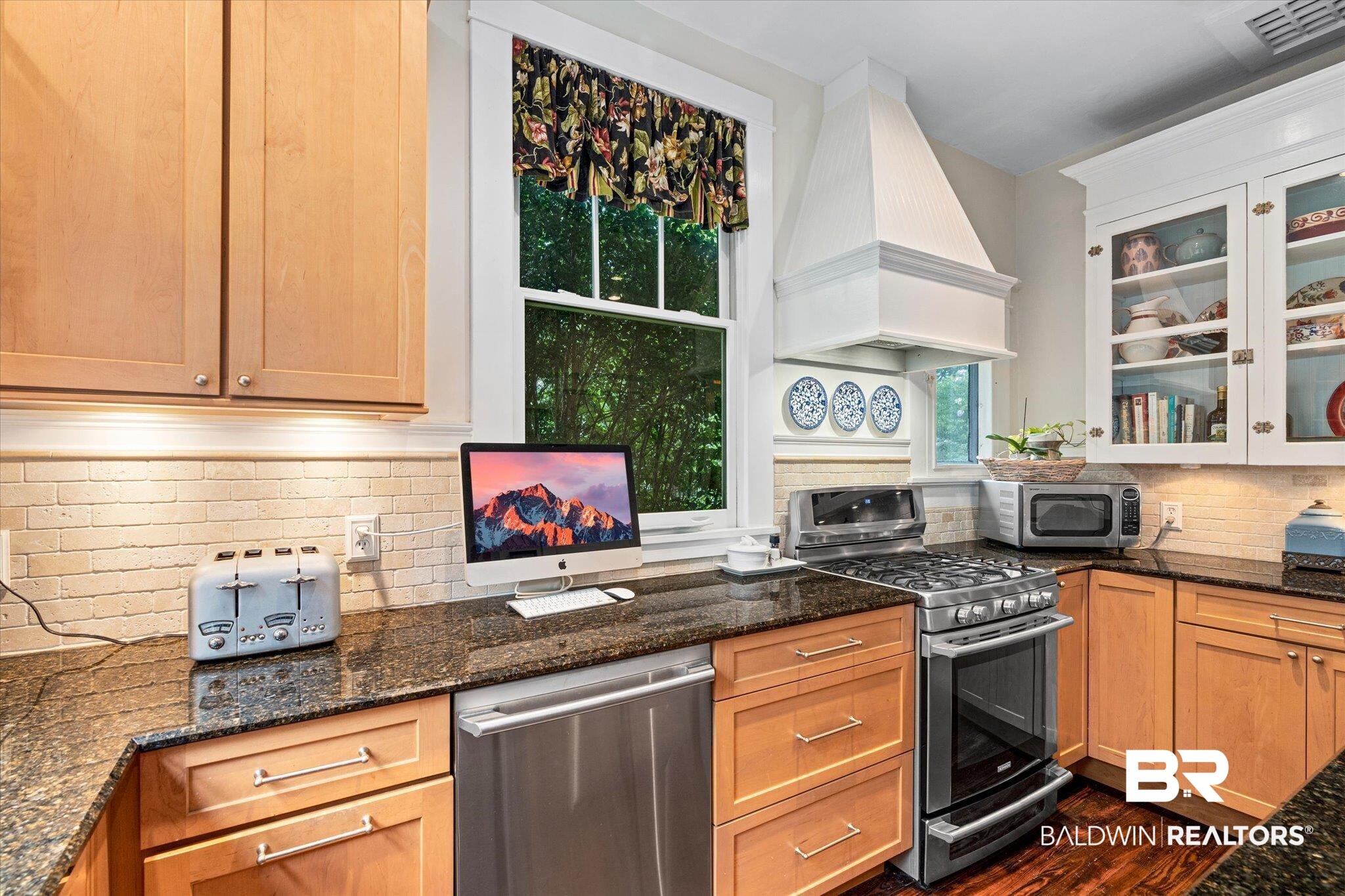 160 Houston Street Mobile, AL 36606 - Photo 17 of 36