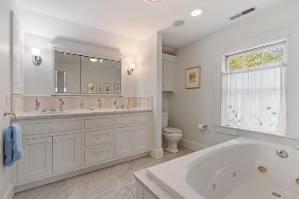 $1,995,000 | 322 West Street, Carlisle, MA 01741