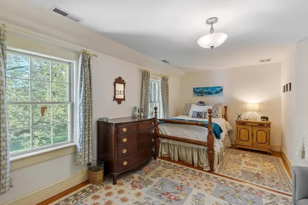 $1,995,000 | 322 West Street, Carlisle, MA 01741