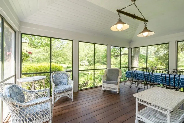 $1,995,000 | 322 West Street, Carlisle, MA 01741
