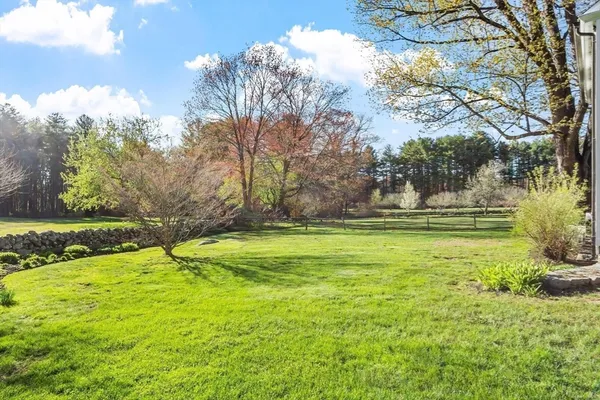 $1,995,000 | 322 West Street, Carlisle, MA 01741