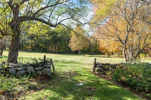 $1,995,000 | 322 West Street, Carlisle, MA 01741