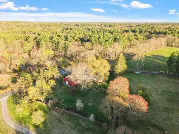 $1,995,000 | 322 West Street, Carlisle, MA 01741