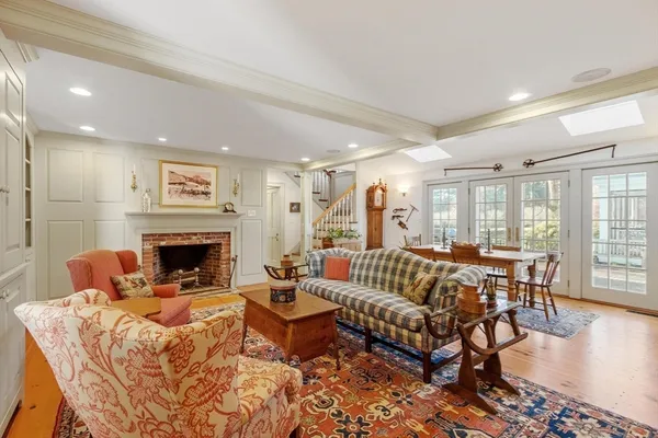 $1,995,000 | 322 West Street, Carlisle, MA 01741