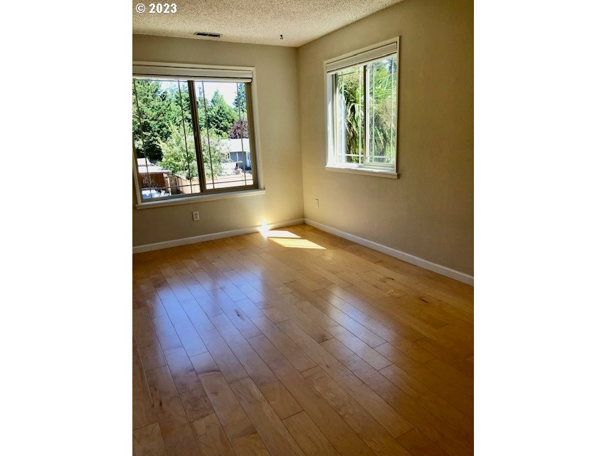 3770 Spruce Street North Bend, OR 97459 - Photo 19 of 42 Bedroom