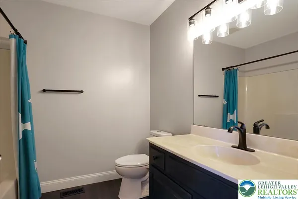 $5,200 | 202 McNair Circle, Northampton, PA 18067