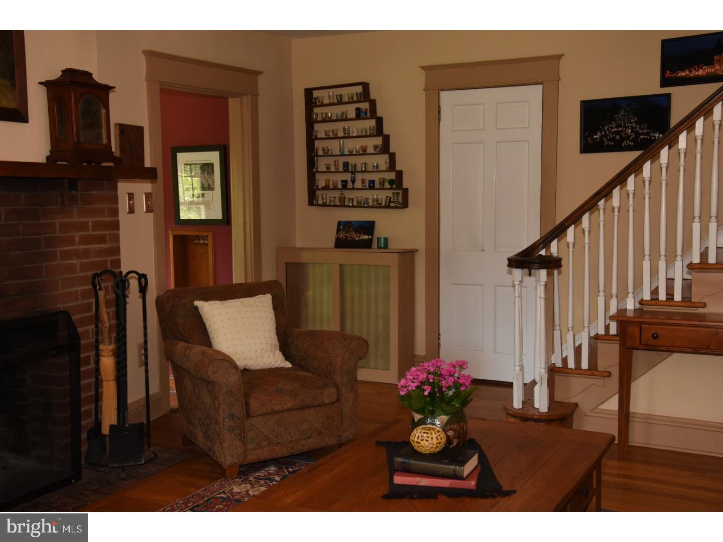 54 Meadowbrook Road Wayne, PA 19087 - Photo 3 of 25