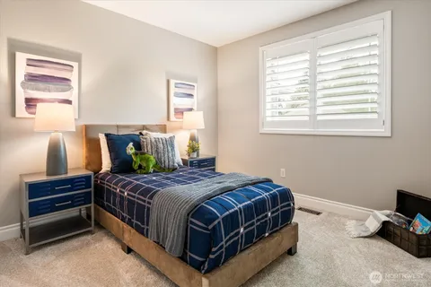 $1,250,000 | 12915 50th Place West, Mukilteo, WA 98275