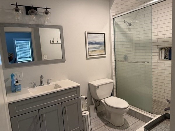 24 Clinton Street Everett, MA 02149 - Photo 11 of 32