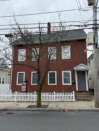 24 Clinton Street Everett, MA 02149 - Photo 3 of 32