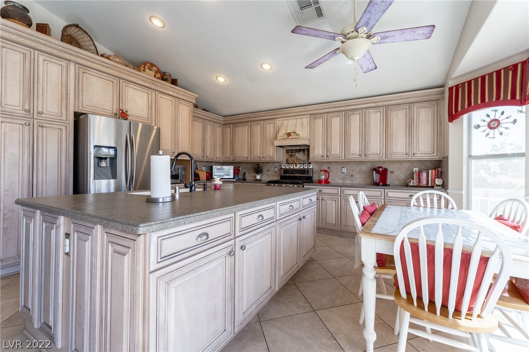 7722 Lofty Hill Las Vegas, NV 89123 - Photo 12 of 50