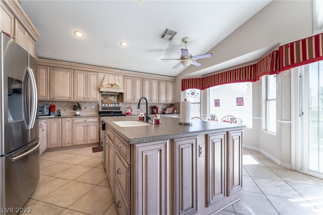 7722 Lofty Hill Las Vegas, NV 89123 - Photo 13 of 50