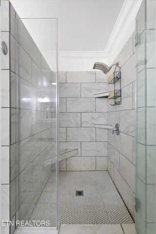 $860,000 | 1132 Brentwood Point, Kingston, TN 37763