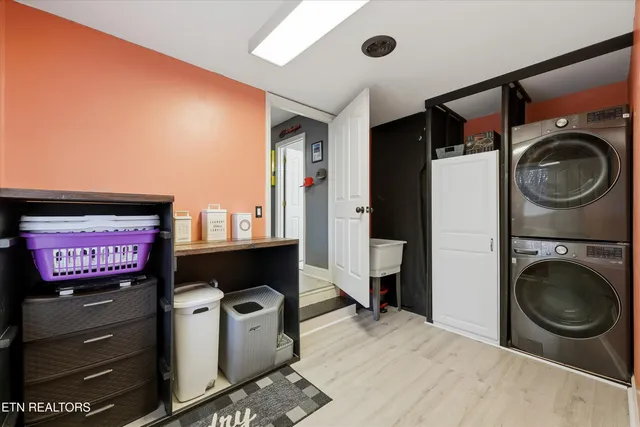 $860,000 | 1132 Brentwood Point, Kingston, TN 37763