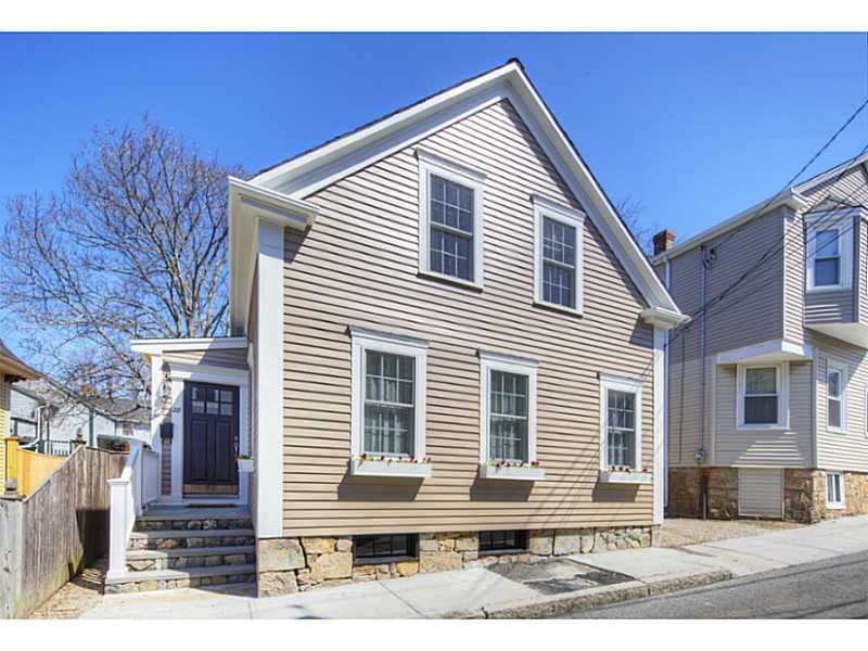 28 Extension Street Newport, RI 02840 - Photo 1 of 24 Exterior Front.