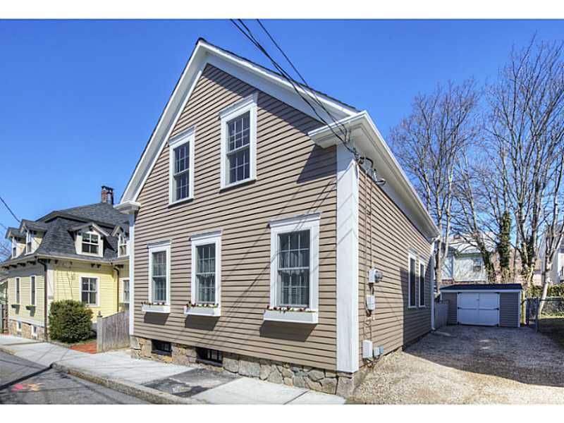 28 Extension Street Newport, RI 02840 - Photo 2 of 24 Exterior Front.