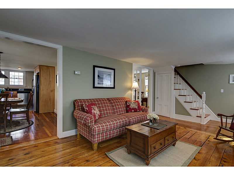 28 Extension Street Newport, RI 02840 - Photo 8 of 24 Den/Family/Great Room.