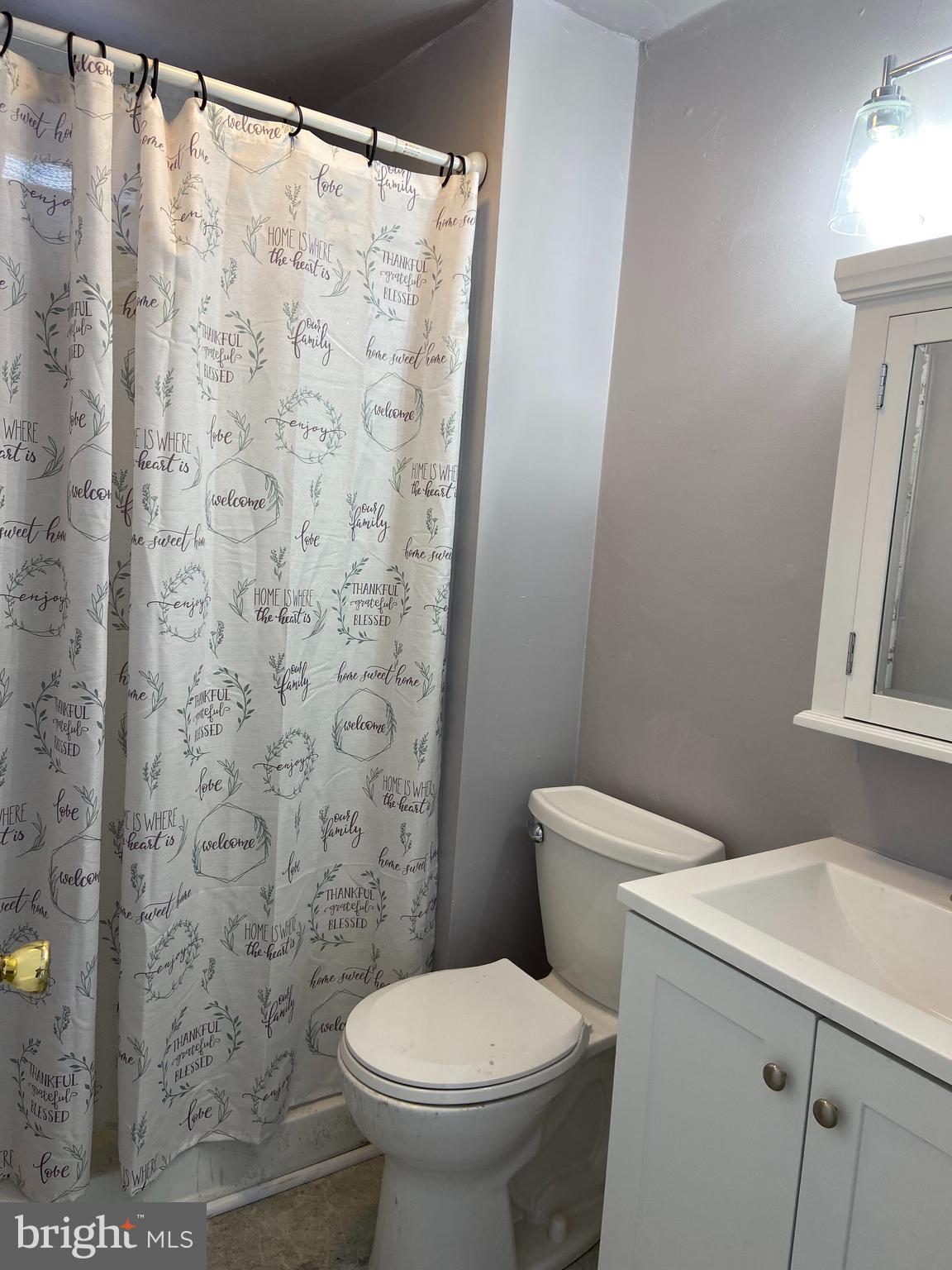 709 Crown Point Road Westville, NJ 08093 - Photo 15 of 18 One Bedroom unit bathroom