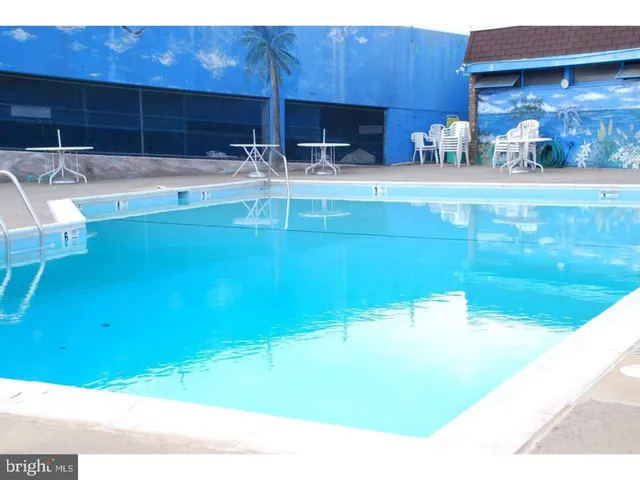 $1,700 | 7600 Roosevelt Boulevard, Unit 909, Philadelphia, PA 19152