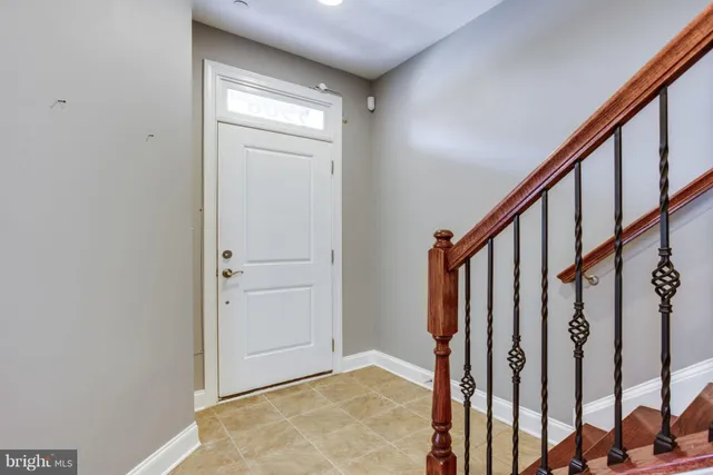 $3,795 | 7906 Yellowstone Way, Rockville, MD 20855