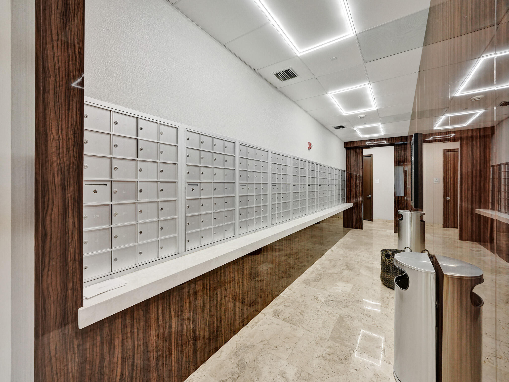 99 Southeast Mizner Boulevard, Unit 802 Boca Raton, FL 33432 - Photo 14 of 54 Mailroom