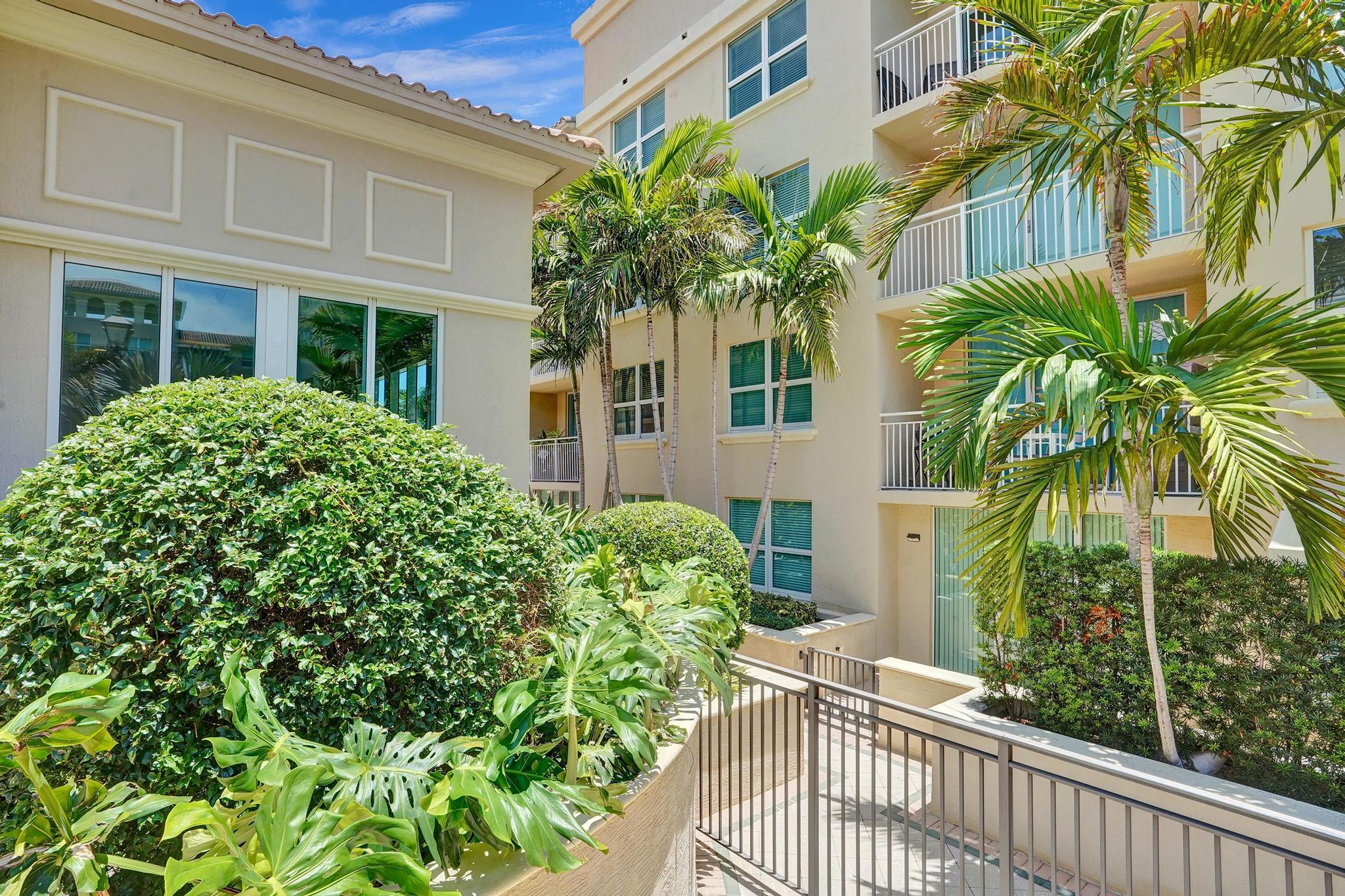 99 Southeast Mizner Boulevard, Unit 802 Boca Raton, FL 33432 - Photo 17 of 54 END UNIT