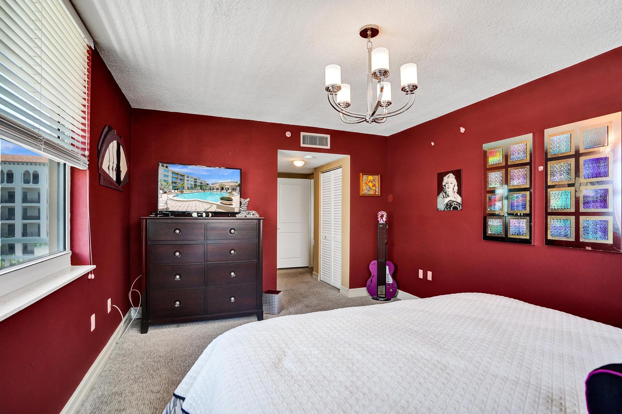 99 Southeast Mizner Boulevard, Unit 802 Boca Raton, FL 33432 - Photo 40 of 54 Corner Residence