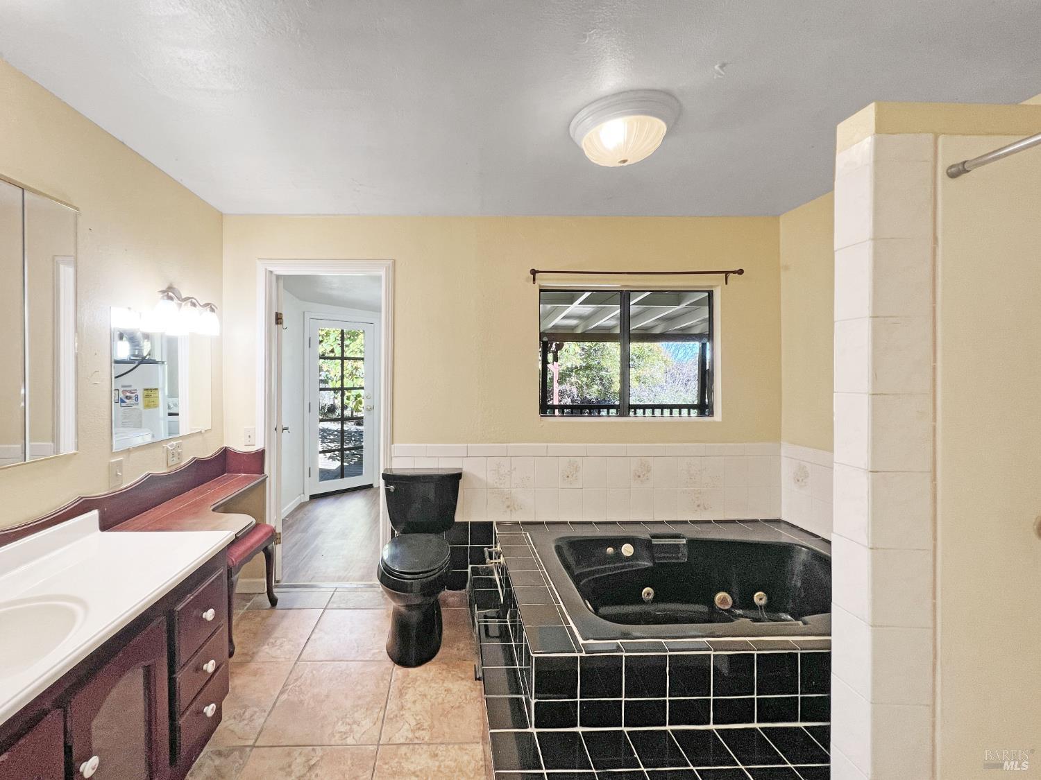 1281 Tilton Road Sebastopol, CA 95472 - Photo 16 of 52