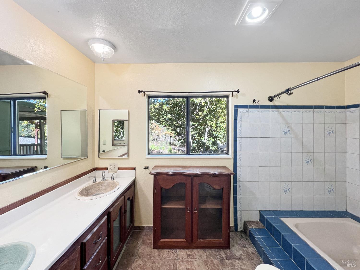 1281 Tilton Road Sebastopol, CA 95472 - Photo 20 of 52