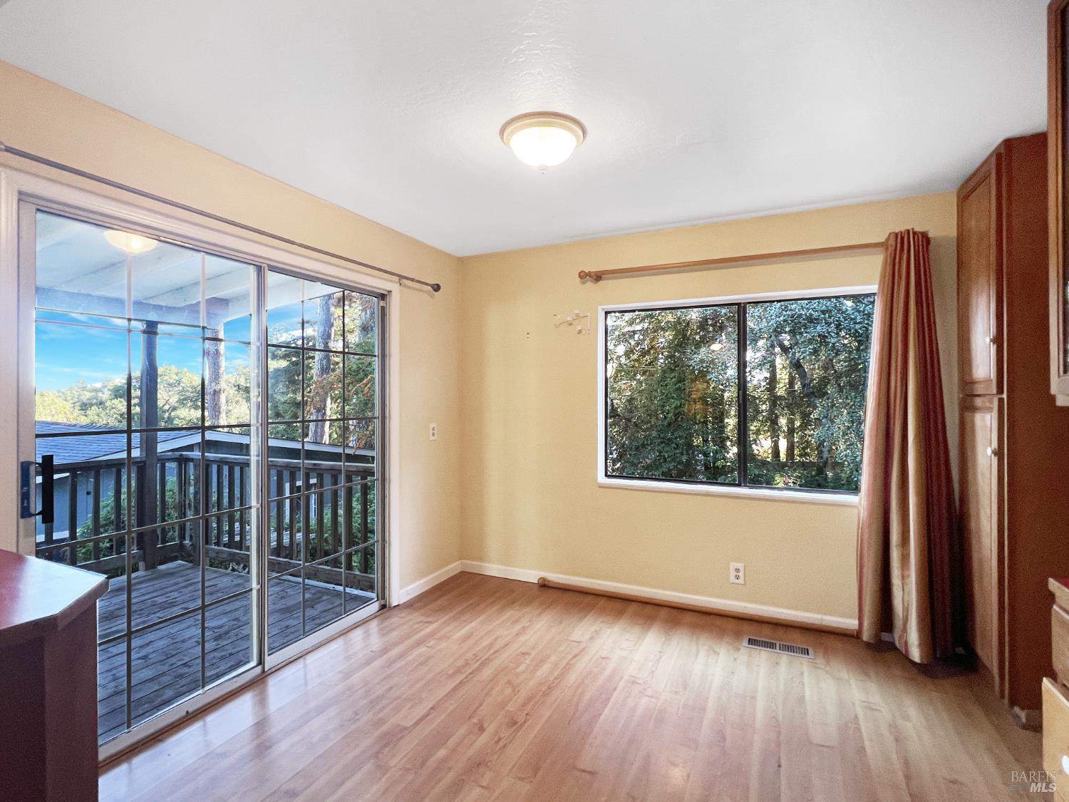 1281 Tilton Road Sebastopol, CA 95472 - Photo 3 of 52