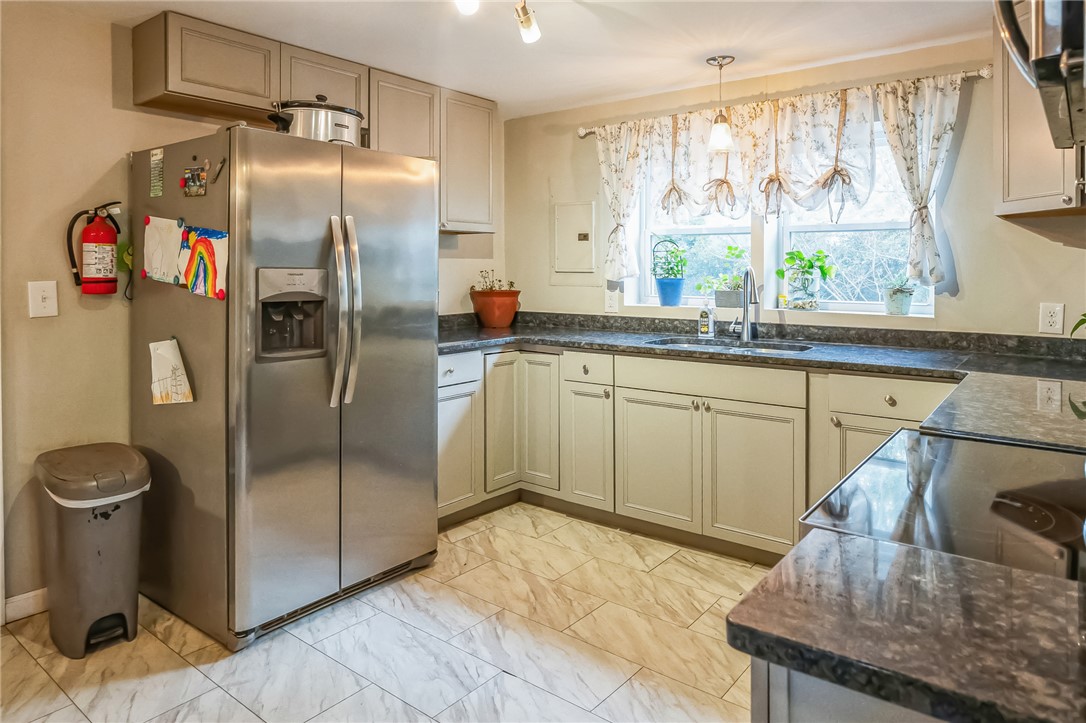205 Front Street Easley, SC 29640 - Photo 9 of 23 Gallery Image 9