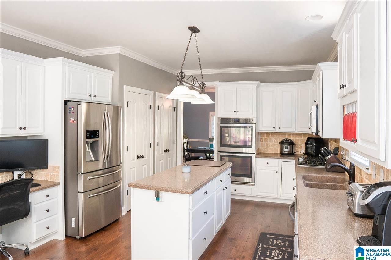 1804 Sandy Ridge Circle Hoover, AL 35244 - Photo 12 of 41