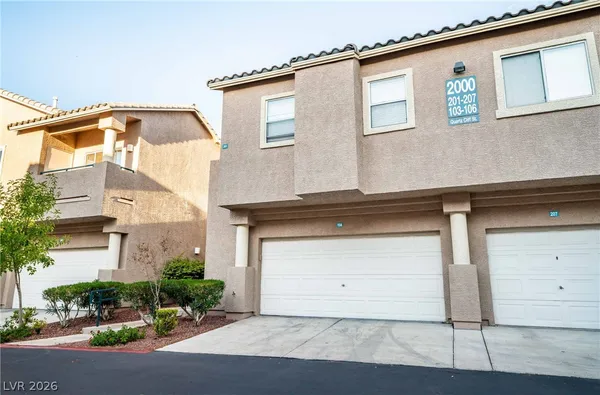 $2,050 | 2000 Quartz Cliff Street, Unit 104, Las Vegas, NV 89117