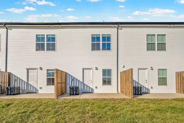 $239,000 | 208 Drayton Drive, Unit C, Clarksville, TN 37042