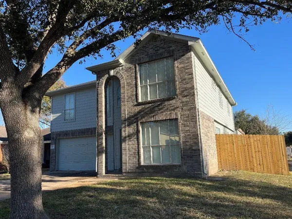 $2,400 | 2063 Greencrest Drive, Missouri City, TX 77489