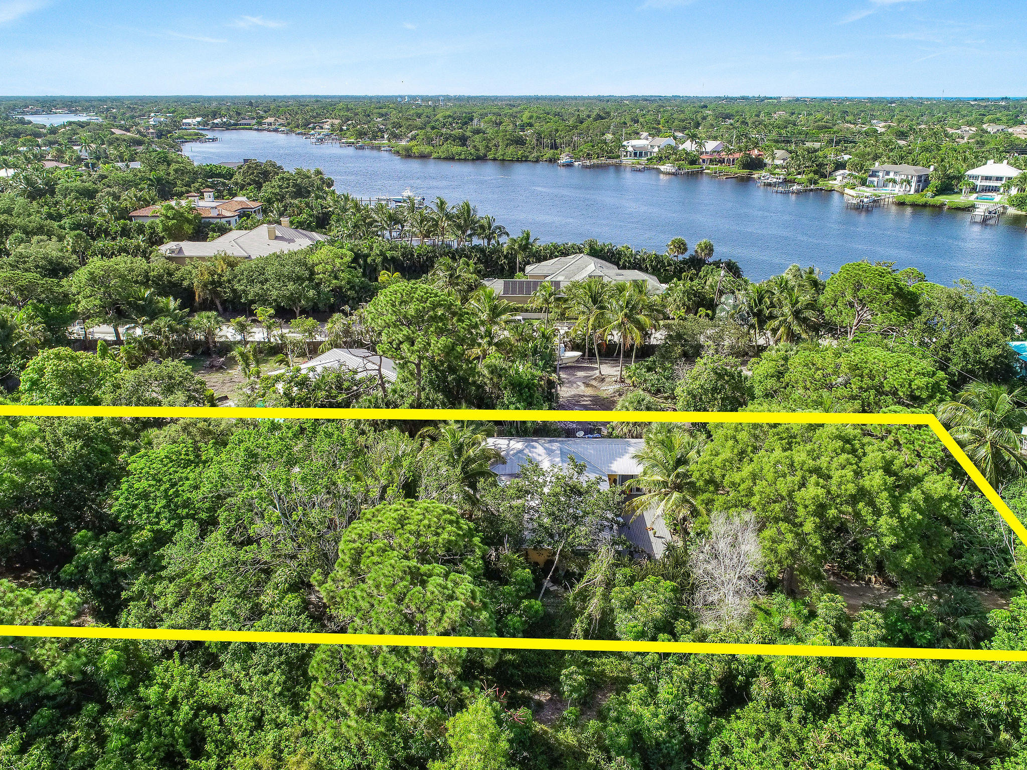 19943 Pinetree Drive Jupiter, FL 33469 - Photo 34 of 42 a view of a city