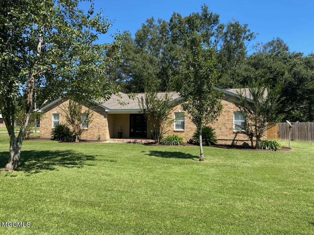 15488 Three Rivers Road Biloxi, MS 39532 - Photo 1 of 18 Front View