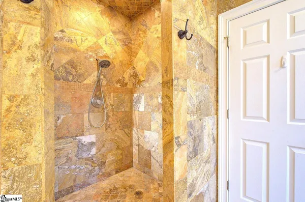 $459,900 | 229 East Thistle Lane, Greenville, SC 29615