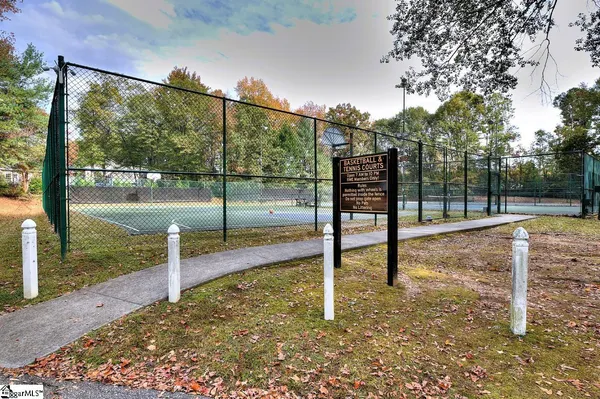 $459,900 | 229 East Thistle Lane, Greenville, SC 29615