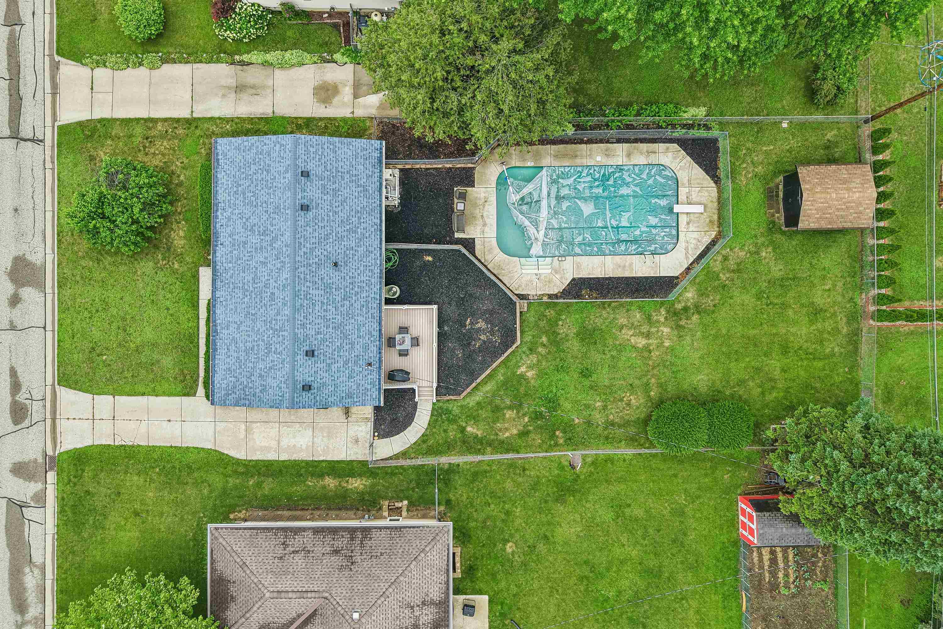 809 West Street Stoughton, WI 53589 - Photo 37 of 48