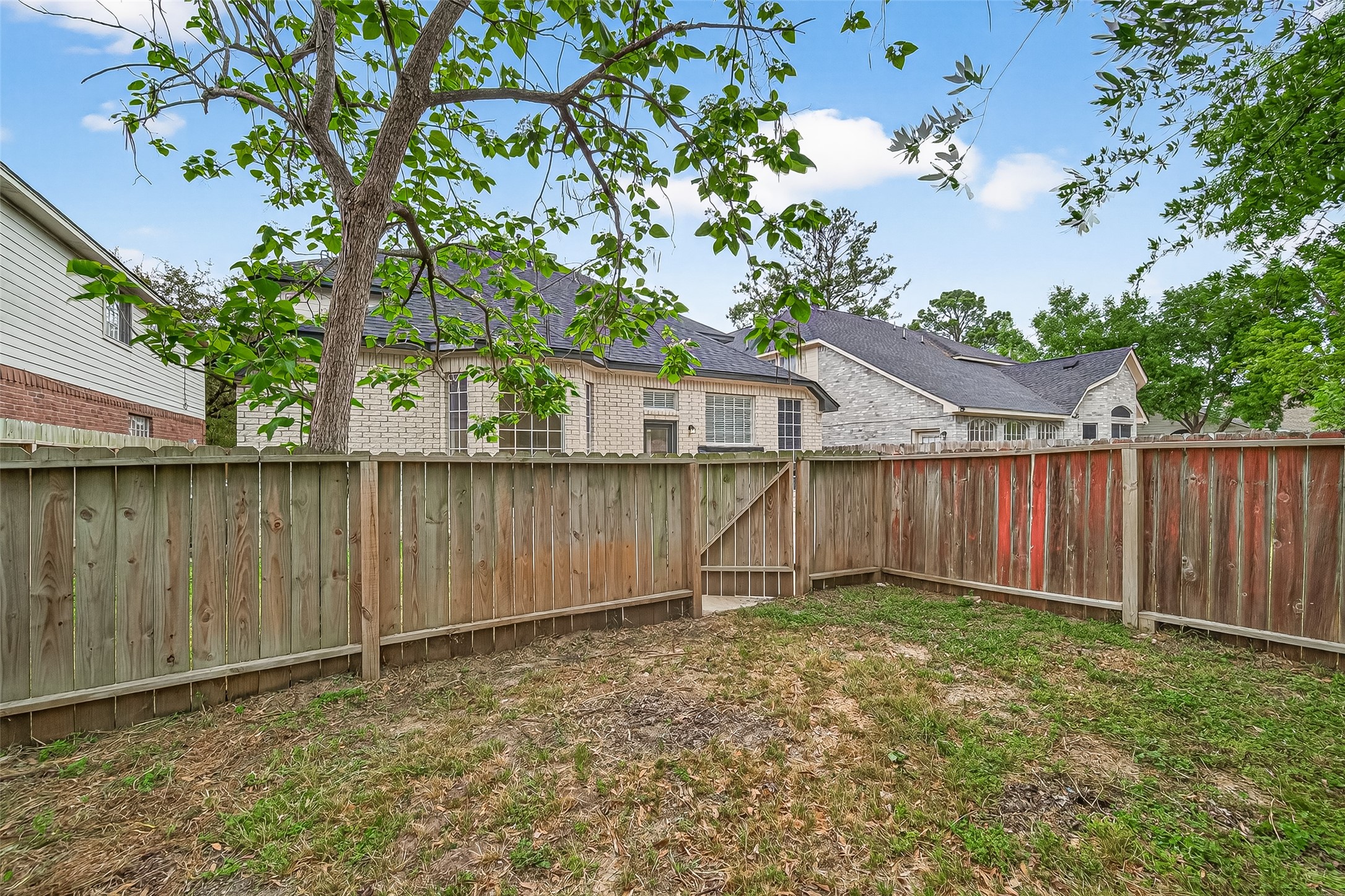 6714 Cleft Stone Drive Houston, TX 77084 - Photo 44 of 49 Small gated area inside the back yard can be used as playground.