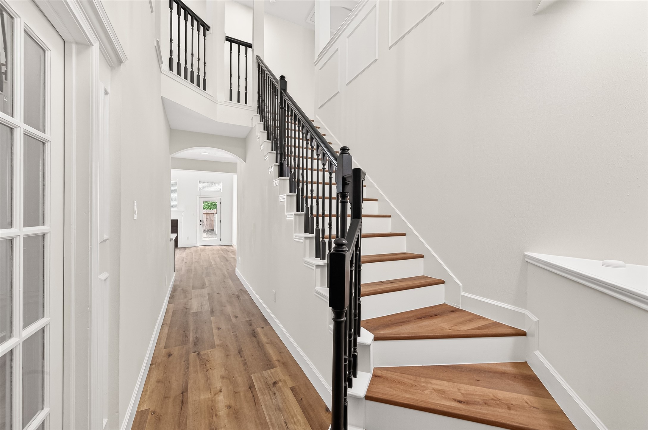 6714 Cleft Stone Drive Houston, TX 77084 - Photo 5 of 49 Foyer with 2 story ceiling and grand staircase.