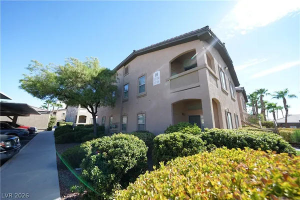$1,595 | 8985 South Durango Drive, Unit 1039, Las Vegas, NV 89113